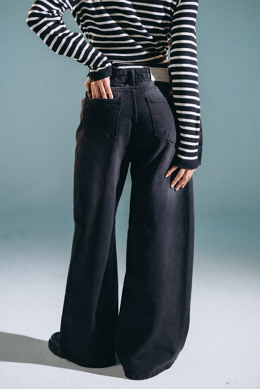 Wide Denim pants