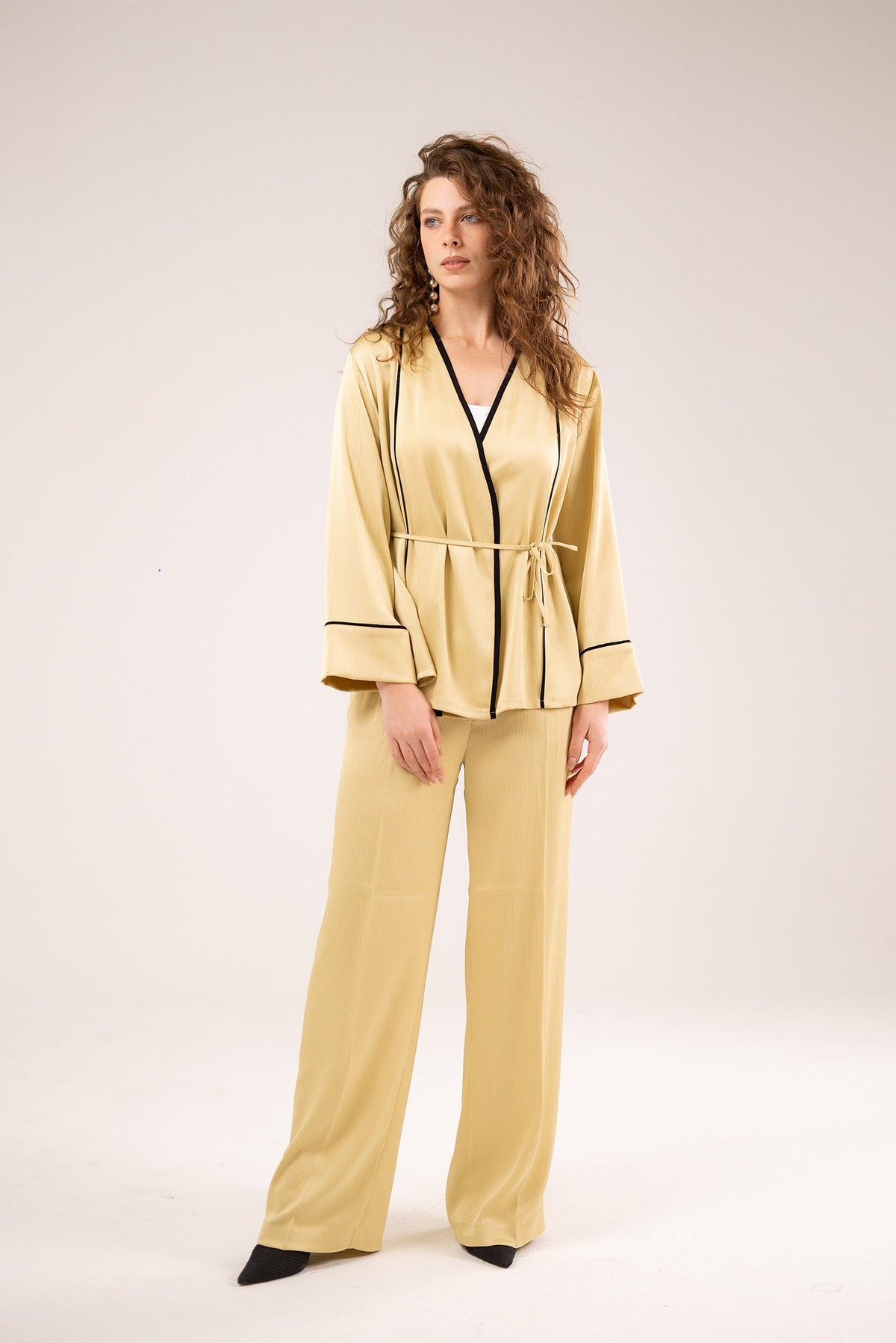 The Wide-Leg Trousers