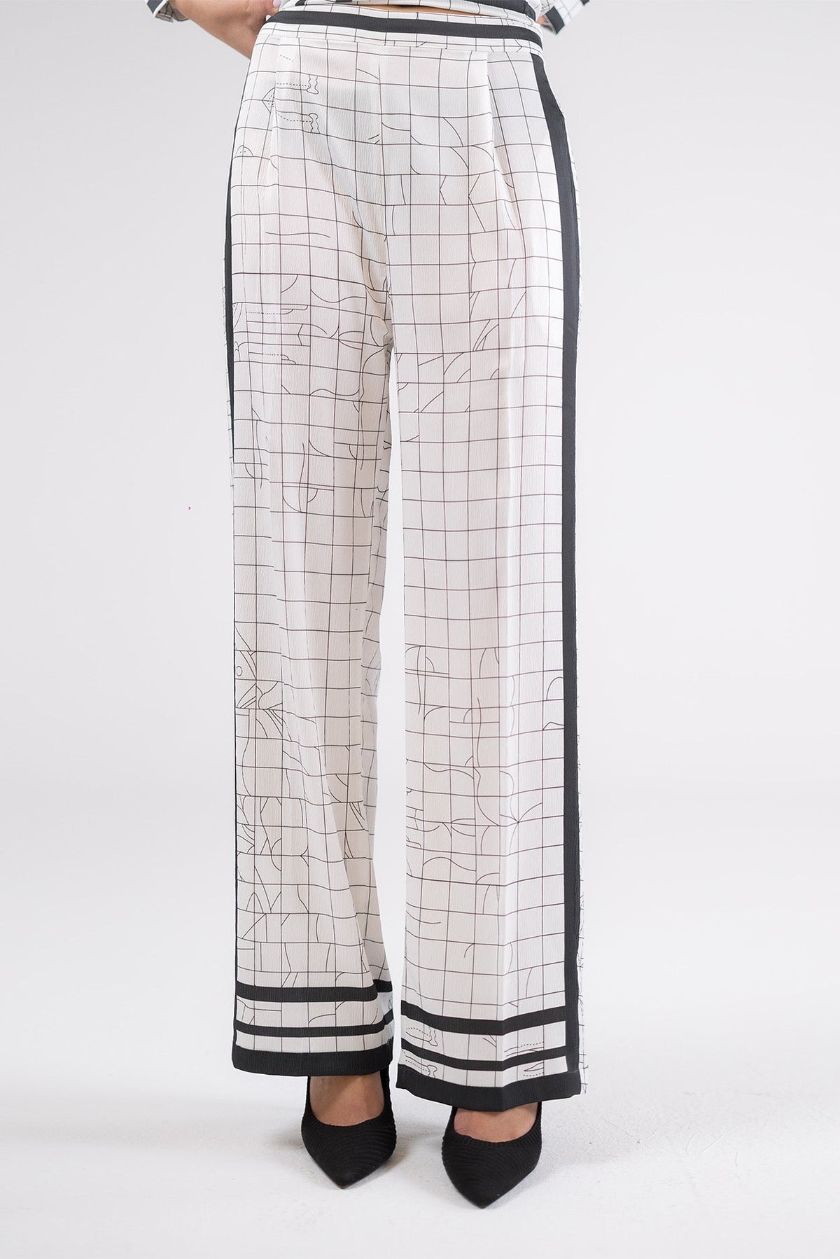 Relaxed Printed Pants