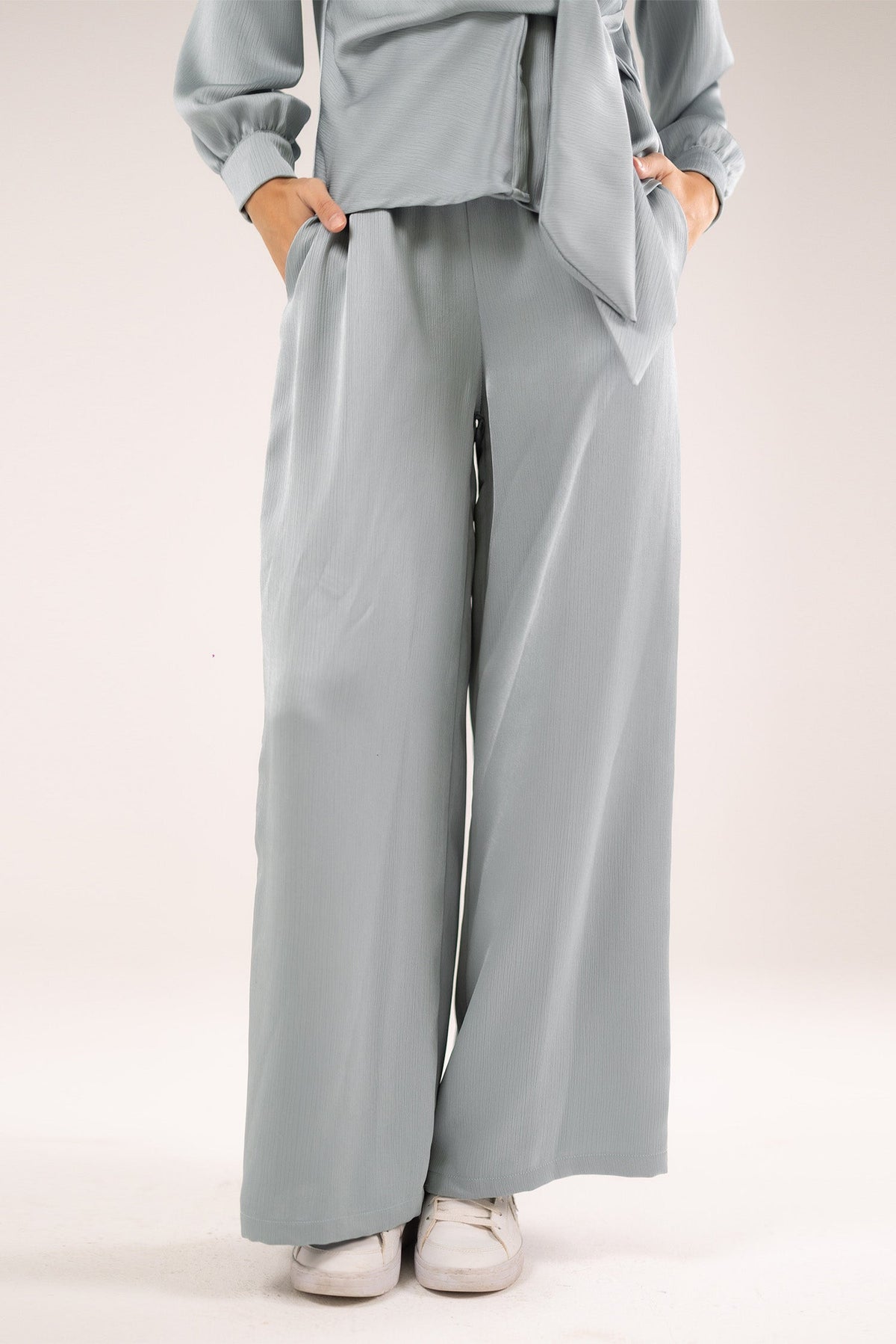 Wide-Leg Pants