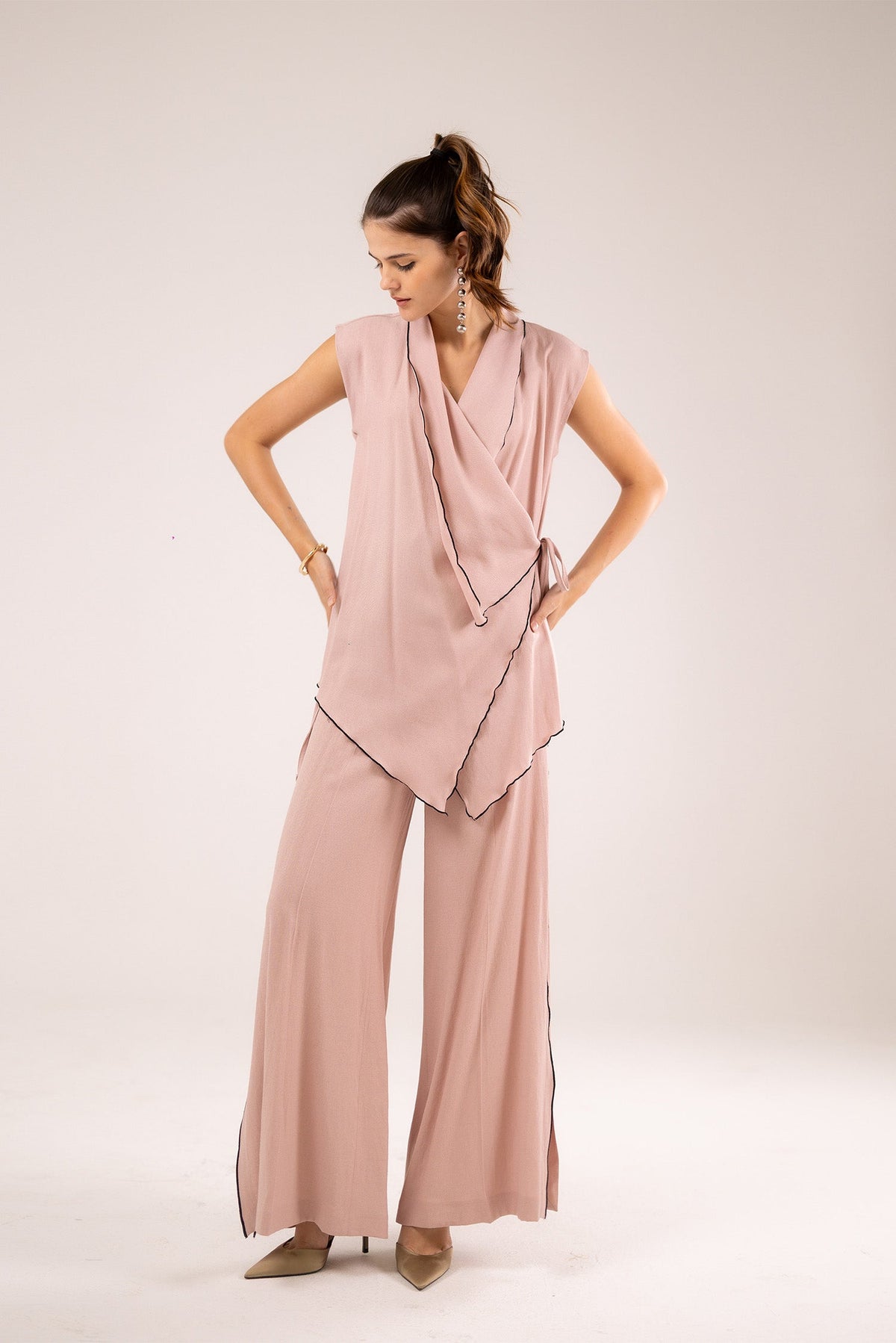 Linear Wide-Leg Trousers