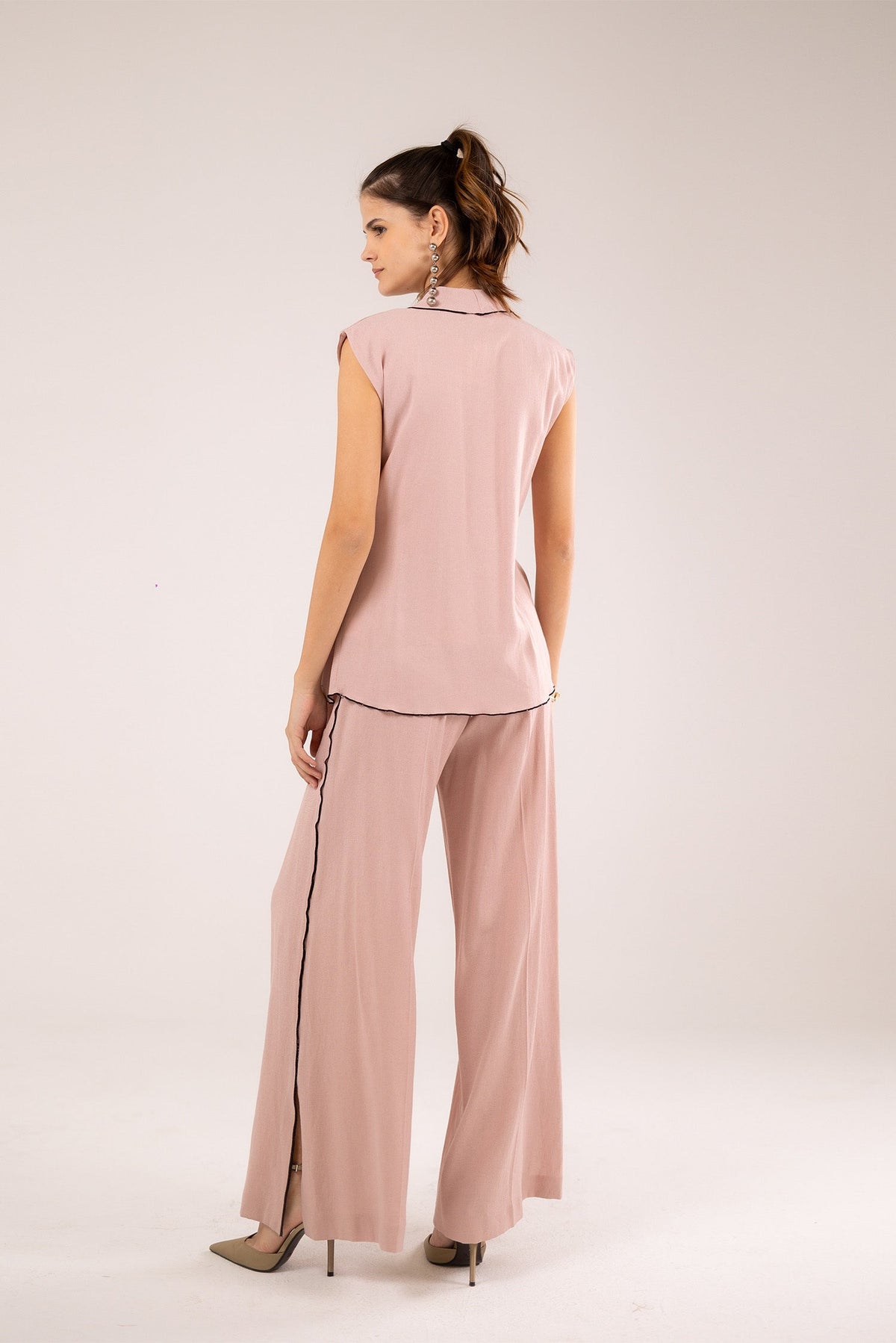 Linear Wide-Leg Trousers