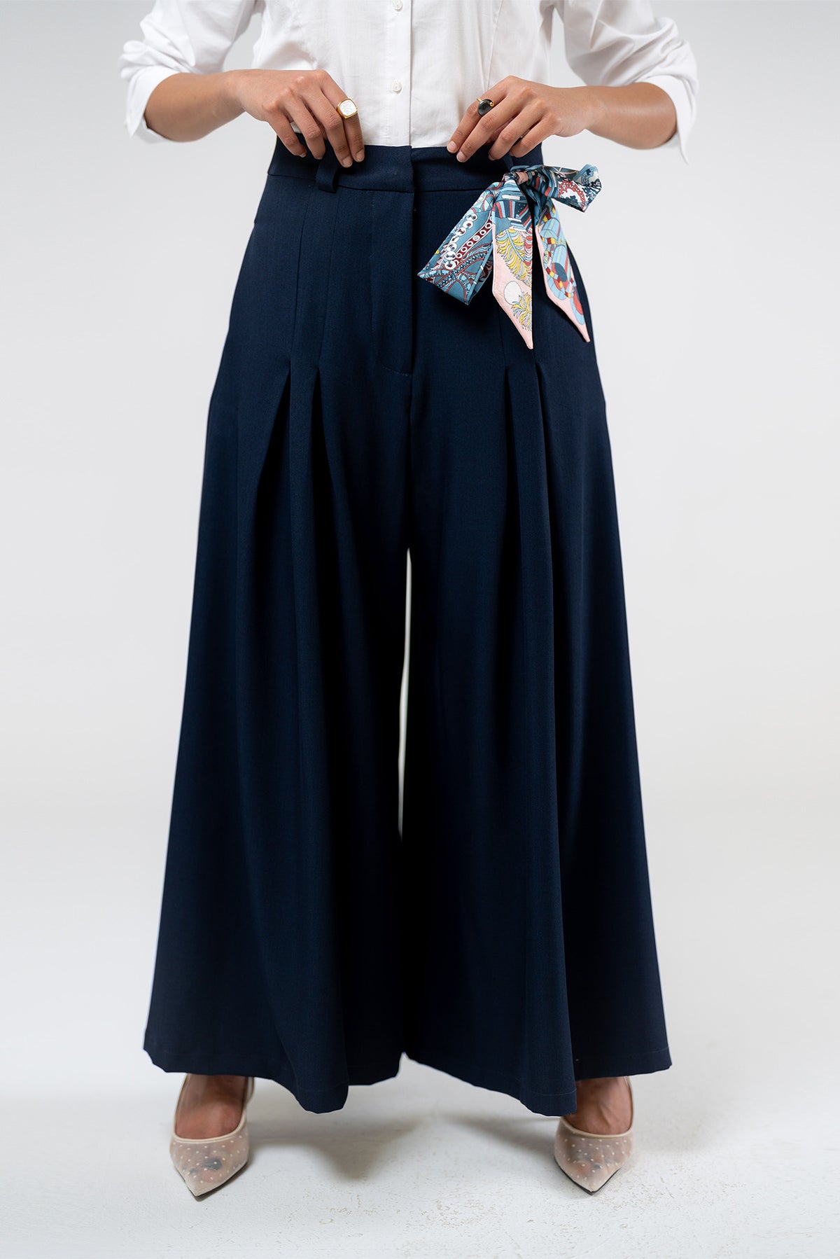 Super Wide-Leg Trousers