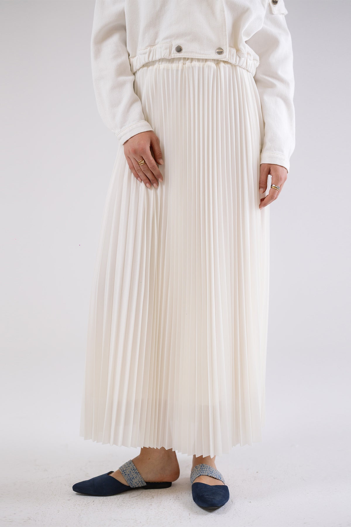 Soft Pleats Skirt